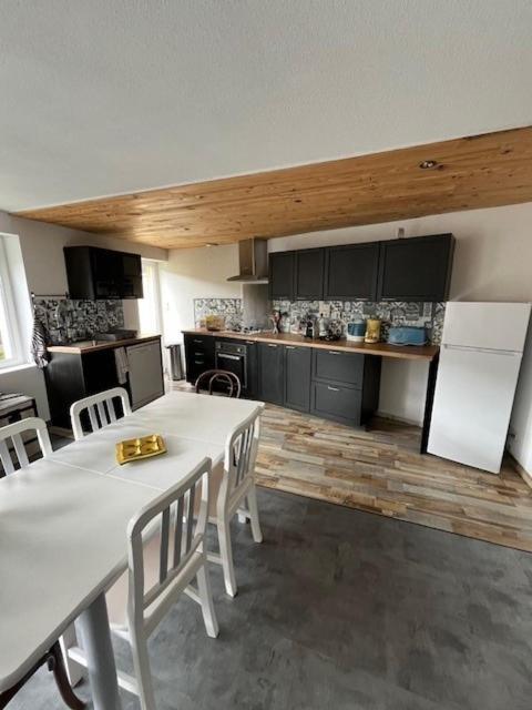 Jolie Maison De Campagne, Compostelle Soleymieux Eksteriør bilde