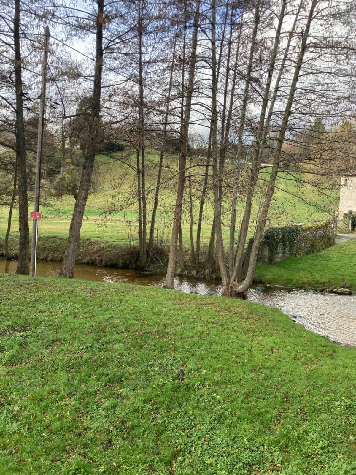 Jolie Maison De Campagne, Compostelle Soleymieux Eksteriør bilde